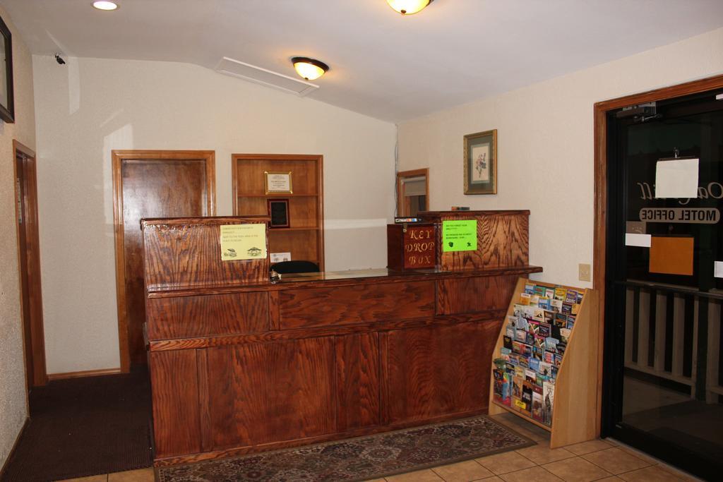 Oak Hill Inn And Suites Tahlequah Exteriér fotografie