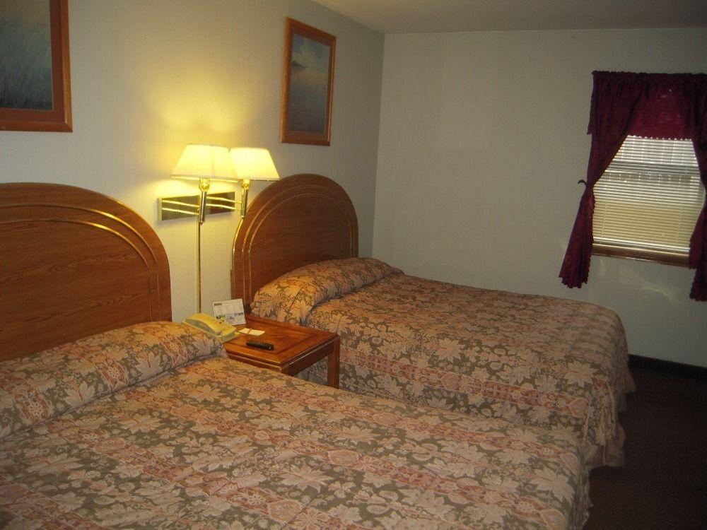 Oak Hill Inn And Suites Tahlequah Exteriér fotografie