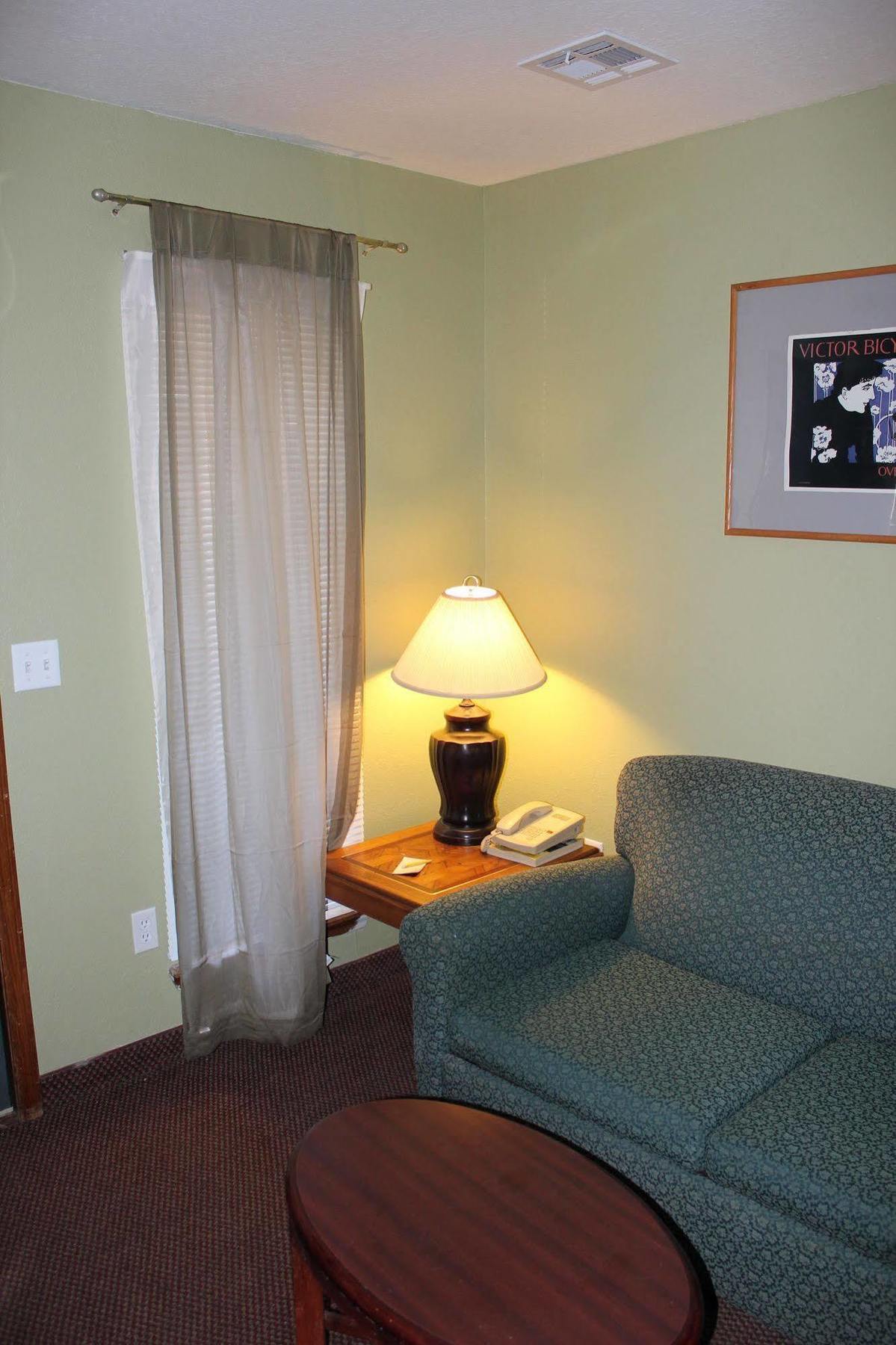 Oak Hill Inn And Suites Tahlequah Exteriér fotografie